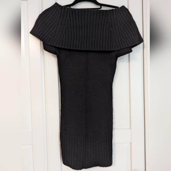 Guess Black Off-the-Shoulder Sweater Dress - XS - Picture 2 of 5